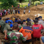 16 Korban Tewas 6 Warga Masih Hilang Banjir di Pesisir Selatan