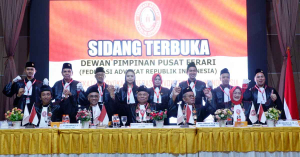 Sidang Terbuka Pengangkatan Advokat oleh DPP FERARI