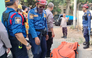Unit Rescue Damkar, Berhasil Evakuasi Korban Tenggelam di Sungai Jatirangga