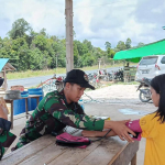 Satgas Pamtas Yonkav 12/BC di Perbatasan RI – MLY, Lakukan Pelayanan Kesehatan Door To Door