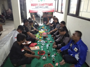 Ngopi Kamtibmas Polsek Medan Satria  Cegah Tawuran Bersama Masyarakat