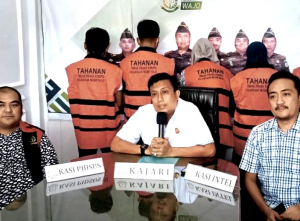 Kejari Wajo Tahan Lima Tersangka Kredit Fiktif BRI, Kerugian Negara Capai Rp700 Juta