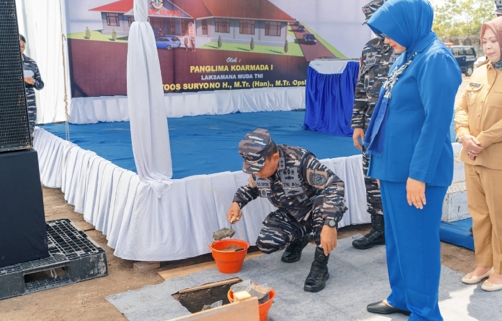 Pangkoarmada I Letakkan Batu Pertama, Harapan Besar untuk Keamanan Maritim Kalimantan Tengah 1 1741780439771