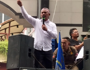 Ribuan Honorer Kepung KemenPAN-RB, Desak SK PPPK Terbit 1 April 2025