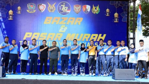 Rayakan HUT ke-79, TNI AU Gelar Bazar dan Pasar Murah di Makassar: Ribuan Warga Antusias Berbelanja