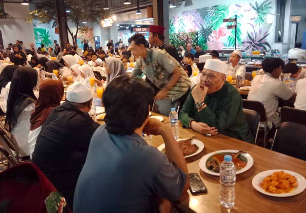 Jawara Bekasi HK Damin Sada Luncurkan Media Online LiputanHK.com 2 Foto Istimewa 152