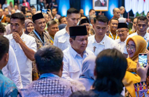 Presiden Prabowo Luncurkan Mekanisme Baru Tunjangan Guru, Panglima TNI Turut Dampingi