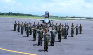Pangkoopsud II Sambut Panglima TNI dan Kasad di Lanud Iswahjudi
