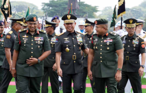 Jalin Diplomasi Pertahanan, Panglima TNI Sambut Hangat Panglima Tentera Malaysia di Jakarta