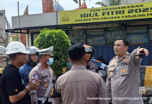 Kapolres Pimpin Penanganan Kemacetan di Pelabuhan Tanjung Priok