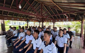 Jam Komandan di Lanal Simeulue: Danlanal Tekankan Disiplin dan Loyalitas Prajurit Maritim