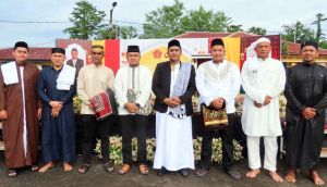 Dandim 1710/Mimika Laksanakan Sholat Idul Fitri di Lapangan Polres Mimika, Rayakan Kebersamaan dengan Masyarakat