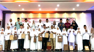Danlanal Bintan dan Forkopimda Tanjungpinang Lepas 215 Pejuang Haji ke Tanah Suci