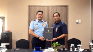Langit Sulsel Kian Kuat: Aset Bandara Resmi Diserahkan ke TNI AU