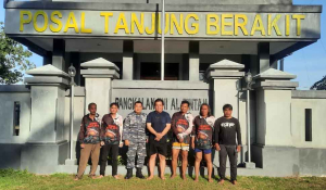 9 Pemancing Korban Kapal Tenggelam Dipulangkan Lanal Bintan ke Keluarga