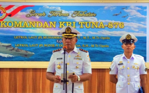 Estafet Kepemimpinan di Laut, KRI Tuna-876 Resmi Berganti Komandan
