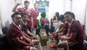 Kkajhe Panaskan Lapangan Sebelum Hadapi Aziz Karim: Dari Ring ke Rumput Hijau