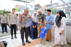 Kapolda Jabar Bawa Kehangatan dan Harapan ke Panti Asuhan Al-Amin Garut