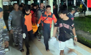 TNI AL dan Tim SAR Temukan Korban Hilang di Perairan Batang Kuantan