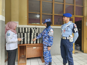 SPPG Lanud Husein Sastranegara Salurkan 6.900 Paket Makanan Bergizi Setiap Hari