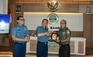 Danlanal Bandung Ajak Mahasiswa UNHAN RI Untuk Peduli Laut