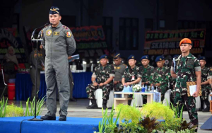 Danlanud Sultan Hasanuddin Pimpin Apel Khusus HUT Ke-6 Skadron Udara 33