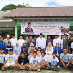 Danlanal Bintan Dampingi Bupati Serahkan Sapi Kurban dari Presiden RI