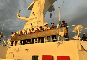 Sinergi Forkopimda Kalsel dan Kota Banjarmasin Naik KRI dr. Radjiman Widyodiningrat-992