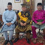Danlanal Dumai Hadiri Upacara Penabalan Gelar Adat Datuk Seri Setia Amanah Kepada Gunernur Riau