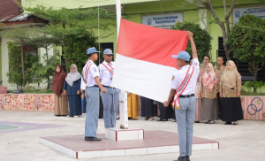 Kadispotmar Lantamal I Tanamkan Cinta Tanah Air di SMK Muhammadiyah 04 Medan