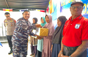 Rayakan HUT ke-32, Lanal Aru Gelar Khitanan Massal dan Bhakti Sosial