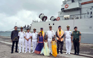 KRI Lambung Mangkurat-374 Tegaskan Persahabatan Indonesia India di Lautan