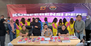 Polisi Bongkar Sindikat Perdagangan 25 Bayi, 13 Tersangka Diamankan