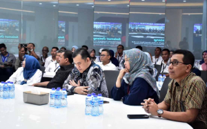 Bupati Ajak ASN Berprestasi Office Tour ke DPR RI dan TelkomHub