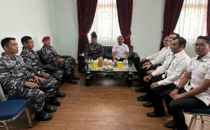 Bangun Sinergi Kawal Laut dan Perbatasan, Danlanal Dabo Singkep Kunjungi Imigrasi dan Lapas