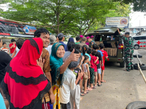Jumat Berkah Yonmarhanlan III “Hadirkan Kehangatan dan Kepedulian di Tanjung Priok”