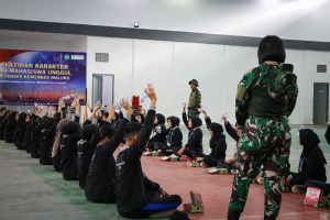 Lantamal IX Ambon Gelar Pelatihan Karakter Bagi Mahasiswa Unggul Poltekkes Kemenkes Maluku Tahun 2025