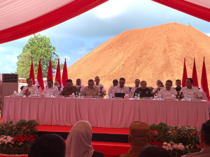 Danlanal Bintan Hadiri Lounching dan Press Conference Stockpile Bijih Bauksit di Provinsi Kepri