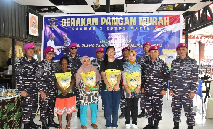 Ringankan Beban Warga Pasmar 3 Gelar Gerakan Pangan Murah Di Sorong