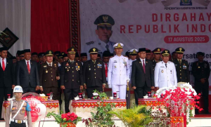 Danlanal Simeulue Ikuti Upacara HUT ke-80 RI, Merah Putih Berkibar di Langit Simeulue