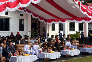 Danlanal Dabo Singkep Ikuti Khidmat Upacara Detik-Detik Proklamasi RI ke-80 di Lingga