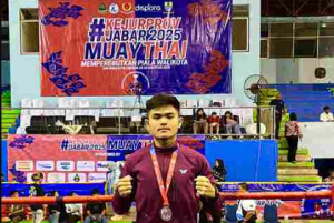 Brimob Polda Metro Jaya Torehkan Prestasi, Briptu Yosafat Raih Medali Perak di Kejurprov Muaythai Jabar 2025
