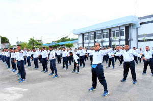 Jalasenastri Korcab I DJA I Gelar Olahraga Bersama Prajurit dan PNS Lantamal I