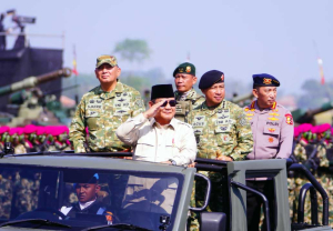 Panglima TNI Dampingi Presiden RI pada Upacara Gelar Pasukan dan Kehormatan Militer