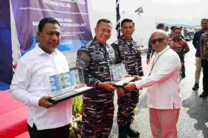 Bersinergi Dengan BI Maluku, Danlantamal IX Ambon Ikuti Pelepasan Tim Ekspedisi Rupiah Berdaulaut 2025
