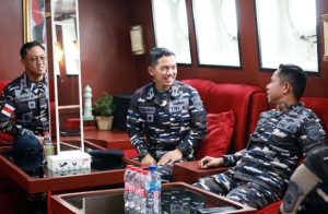 Lanal Dumai Sambut  KRI Lambung Mangkurat-374, di Bumi Lancang Kuning