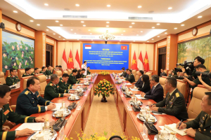 Panglima TNI dan Menhan RI Perkuat Kerja Sama Pertahanan dengan Vietnam