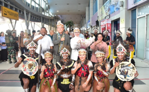 Pangkoarmada III yang Baru Disambut Hangat di Tanah Malamoi