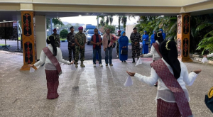 Komandan Pasmar 3 Tiba di Ambon, Disambut Tradisi Lenso sebagai Simbol Penguatan Sinergi