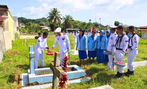 Sambut HUT ke-80 TNI, Lanal Nias Gelar Ziarah Rombongan di TMP Damai Sentosa